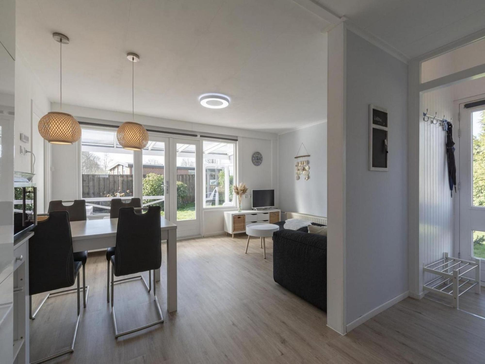 Modern Holiday Home With Large Garden Sint Maartensvlotbrug 外观 照片